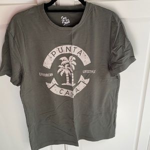 Men’s island tee